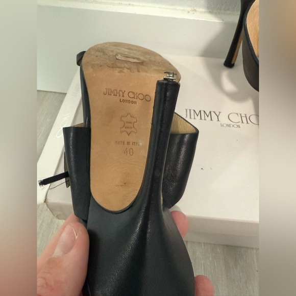 JIMMY CHOO EU 40 Open Toe Ankle Strap BLACK LEATHER SANDALS Heels US 9-9.5 Italy - Picture 6 of 8
